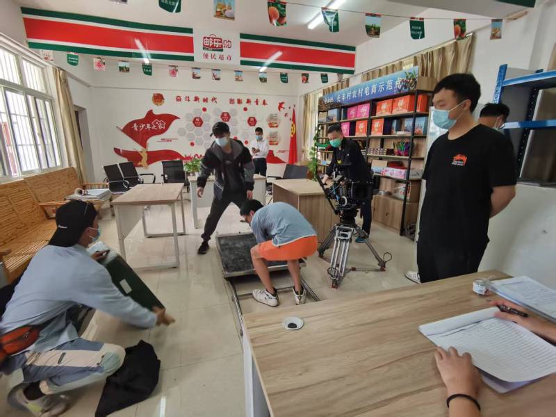 翁源县广告片拍摄公司：极简主义践行者，少即是多的视觉哲学